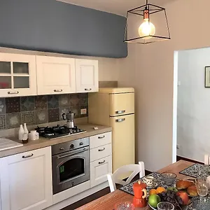 The Blue Lodge-cozy Flat Close To Piazza Del Campo , Siena Italia